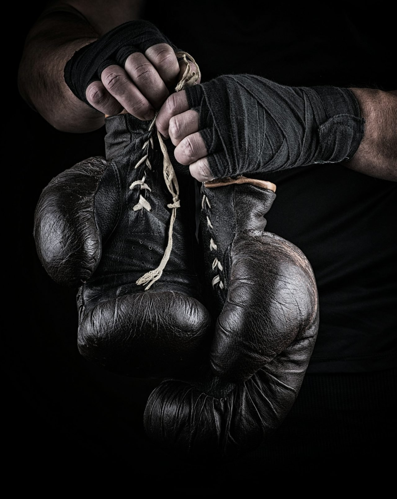 old-brown-leather-boxing-gloves.jpg